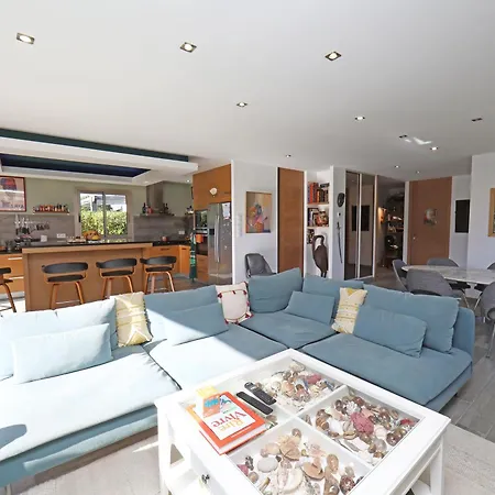 Maison En Campagne Avec Piscine Privee, Climatisation Et Wifi A 10 Min Du Centre - Fr-1-239-1097 Villa Urrugne