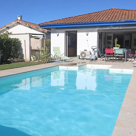 Maison En Campagne Avec Piscine Privee, Climatisation Et Wifi A 10 Min Du Centre - Fr-1-239-1097